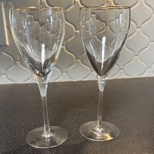 Elegant Gold-Rimmed Lenox Wine Glass Set